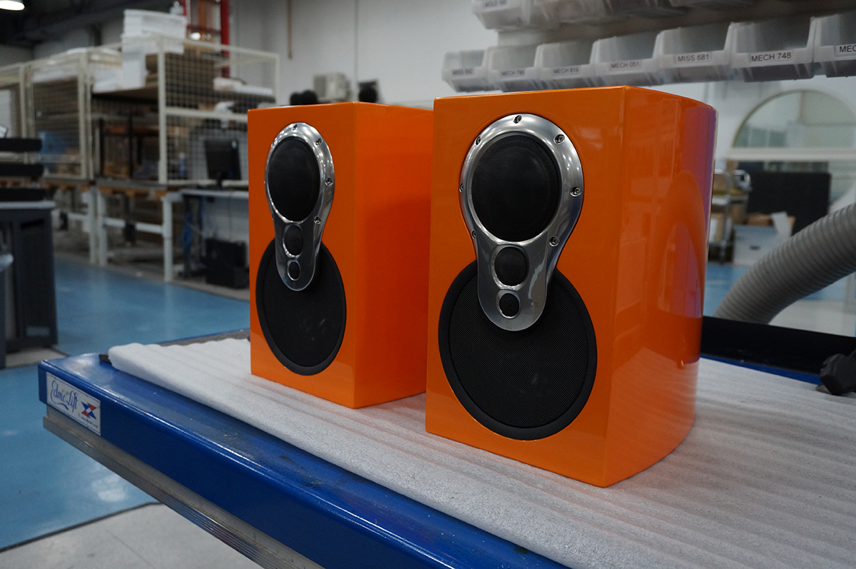Speakers Lacquered by HQ Lacquer